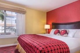 Anaheim Resort Apartment | NEWLY RENOVATED 1 BEDROOM SUITE NEAR DISNEYLAND
