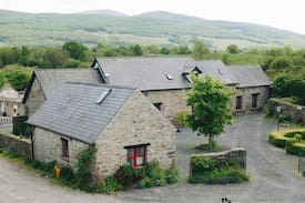 Ninemilehouse Cabin | Hawes Barn - 200 Year Old Cottage