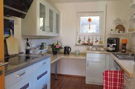Ehlenbogen House | Ferienhaus Reinerzau "Kleine Kinzig", (Alpirsbach), Ferienhaus, 147qm, Garten, hundefreundlich, 5 Schlafzimmer, max. 10 Personen