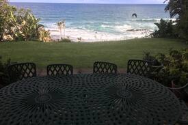 Sheffield Beach House | Pet friendly 5-bedr villa-Sheffield beach, Ballito