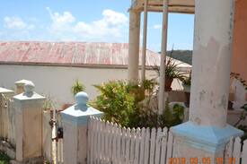 Estate Kings Quarter House | The Pink House on Norre Bed #3