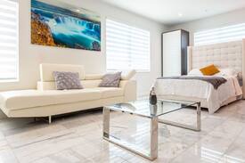 South Beach Apartment | Miami Beach South Beach Upscale Luxury Apartment