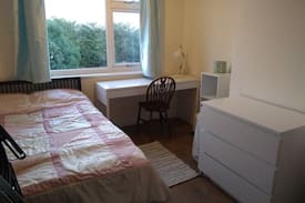 Coventry Bed & Breakfast | Warm and cosy, end terrace house, good area