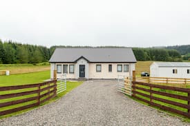 Stonehaven House | Smiddy Cottage by Stonehaven, Aberdeenshire