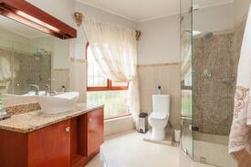 Northcliff House | Magalies mountain views