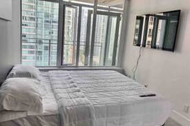Central Apartment | High end luxury condo yaletown