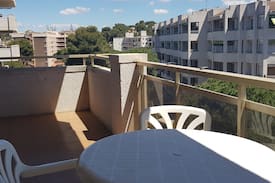 Salou City Centre Apartment | Decathlon, swimming pool, levante beach