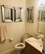 Dover Apartment | Quaint Private Bed & Bath
