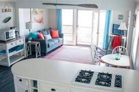 Paw Paw Cabin | Water's Edge Escape on Ackley Lake