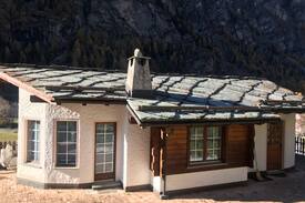 Herbriggen House | Studio Nina with Parking. Direct train to Zermatt