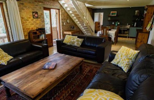 Knysna House | 250 m² House ∙ 3 bedrooms ∙ 8 guests