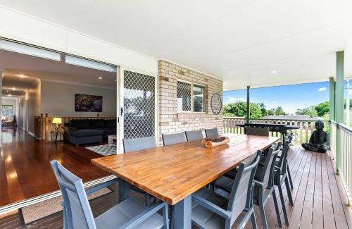 Traviston House | House ∙ 6 bedrooms ∙ 12 guests
