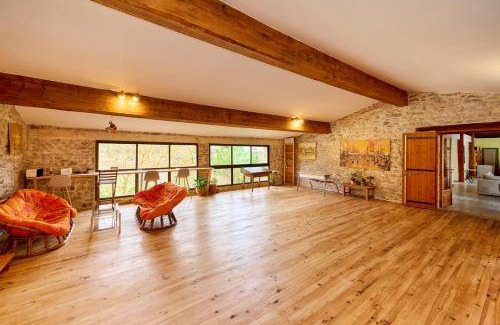 Roquetaillade House | 450 m² House ∙ 7 bedrooms ∙ 14 guests