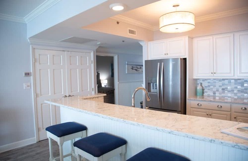Crescent Beach Condo | Ocean's 11 Penthouse at Blue Water Keyes