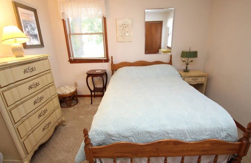 Seabreeze House | Pet friendly, nightly rental located in Dewey Beach.