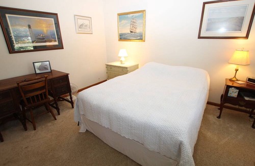Seabreeze House | Pet friendly, nightly rental located in Dewey Beach.
