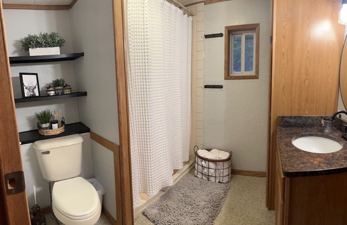 Eagle River House | Sugar Camp Chain rental. Located on secluded Prairie Road. Sleeps 10