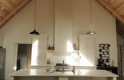 Pickens Cabin | Good Ol' Days - Secluded Chic Modern Cabin Perfect for Couple or Small Family