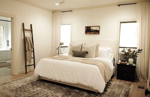 Pickens Cabin | Good Ol' Days - Secluded Chic Modern Cabin Perfect for Couple or Small Family