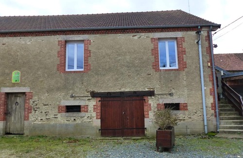 Saint-Palais Apartment | Apartment Saint-Palais (Allier), 2 bedrooms, 6 persons
