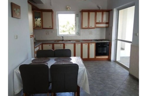 Messini House | Apartment Lena in Analipsis
