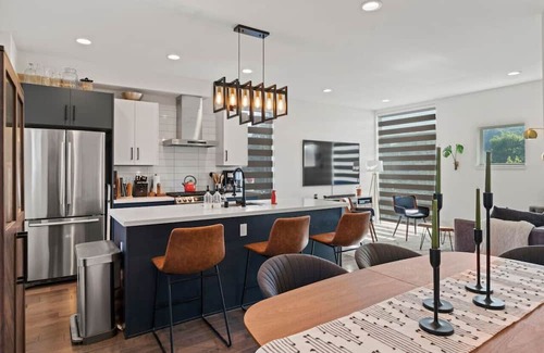 Columbia City House | Casa Vista: Modern Townhouse in Columbia City
