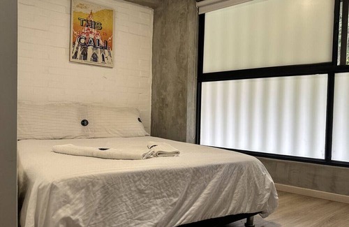 Cali Condo | Romantic Getaway | Studio with Jacuzzi & Terrace