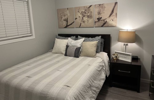 Saskatoon House | Amazing 4bedroom Single Home - Suitable for Families & Groups