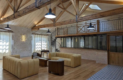 Gondeville Apartment | Apartment Mainxe-Gondeville, 4 bedrooms, 8 persons