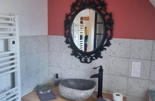 Orbigny House | Charming country gite near the BEAUVAL Zoo, close to numerous Châteaux.