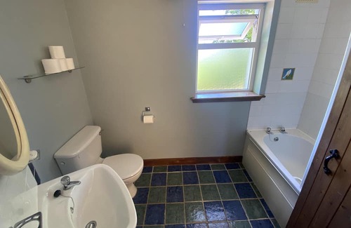 Carrick-on-Shannon Cottage | Leitrim Quay - Riverside Cottage 6