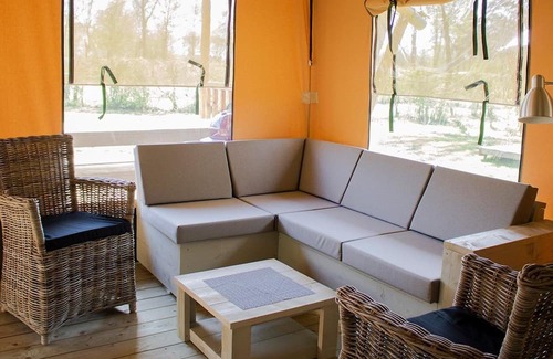 Les Abrets en Dauphine Ski Chalet | Luxe Sanitary 6 Pers. 4-Star family campsite Coin Tranquille in the French Alp