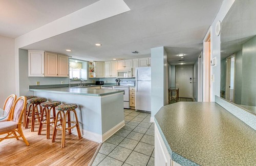 Garden City Condo | Atalaya Tower 1406 - Three Bedroom, Two Bath Oceanfront Condo
