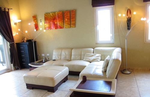 Antoneys Cay Condo | Waterfront Luxury 3 Bedroom w/ Pool and Dock