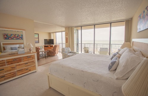 South Padre Island Condo | Beachfront Condo, Top Floor, Fantastic Views!