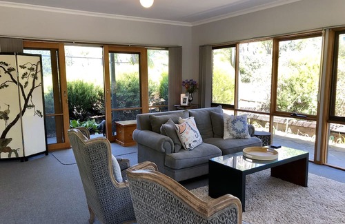 Kangaroo Ground House | Kangaroo Ground ‘Guest House’