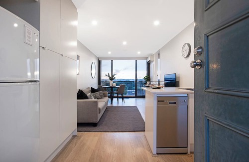 South Perth Apartment | Spectacular Views South Perth1br
