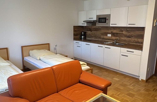 Milbertshofen Apartment | Brightestate