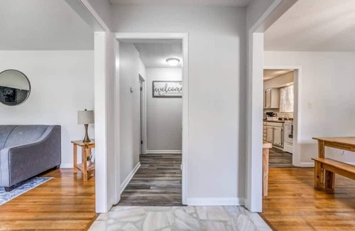 Parkway Village House | Judy Lynn Collective