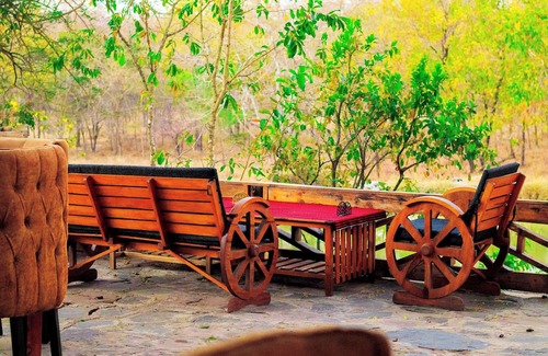 Mikumi Bed & Breakfast | Daga Camp