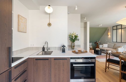 Necker Apartment | 1530 Roux