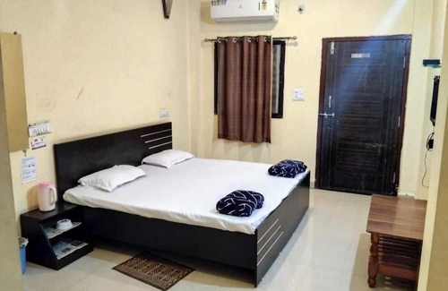 Sarangpur Hotel | HOTEL SHIV SADHNA