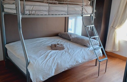 Douglas Hostel | Voyage Hostel