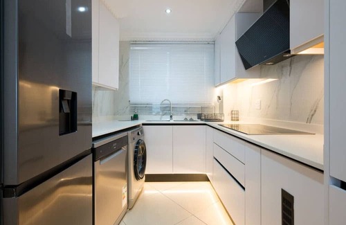 Durban Point Apartment | Stylish Stunner C707 The Sails