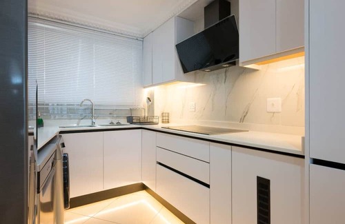 Durban Point Apartment | Stylish Stunner C707 The Sails