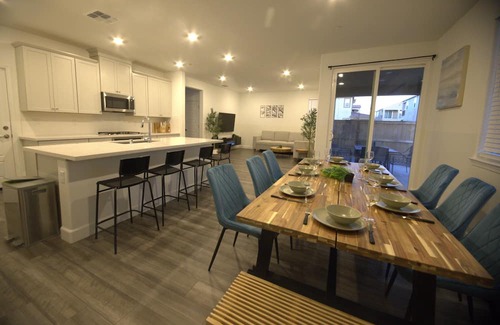 Sacramento House | Gorgeous stay for 31+days