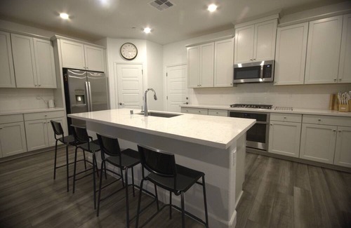 Sacramento House | Gorgeous stay for 31+days