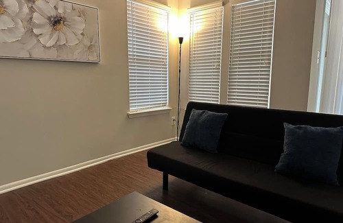 Gaithersburg Apartment | Lovely 1-bedroom apartment in the heart of town