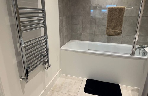 Spitalfields Apartment | Top Quality Full Flat luxury bedroom in central London