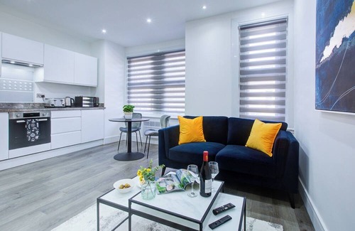 Wandsworth Apartment | Hybrid Resi - Wandsworth | 1 Bed Apartment